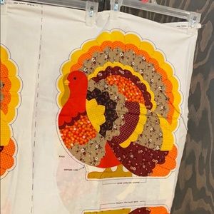 Cranston screen print turkeys pillows to stuff X3